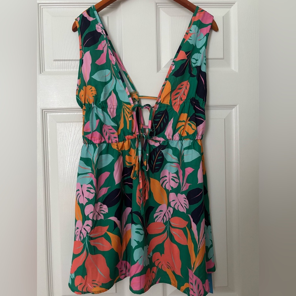 Cupshe Tropical Leaf Print Mini Dress - S. Brand new, never worn, with tags.